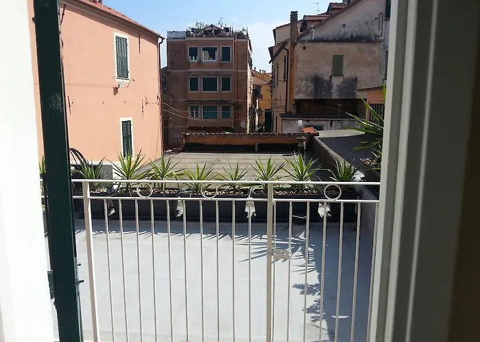 Case Vacanze Borgo Marina Imperia