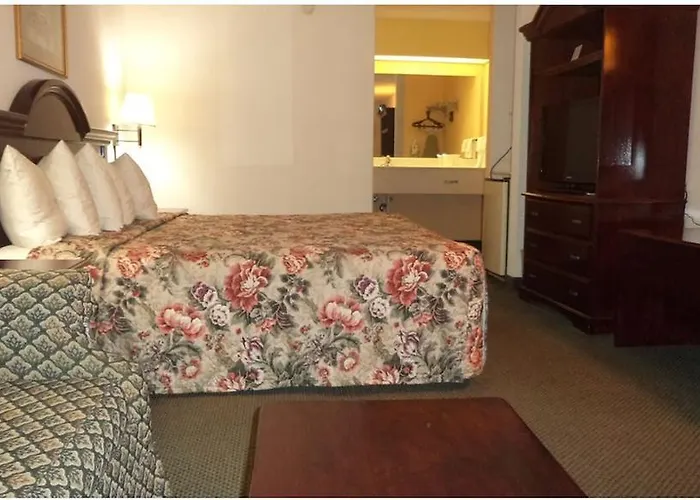 Amerivu Inn And Suites - Siler City
