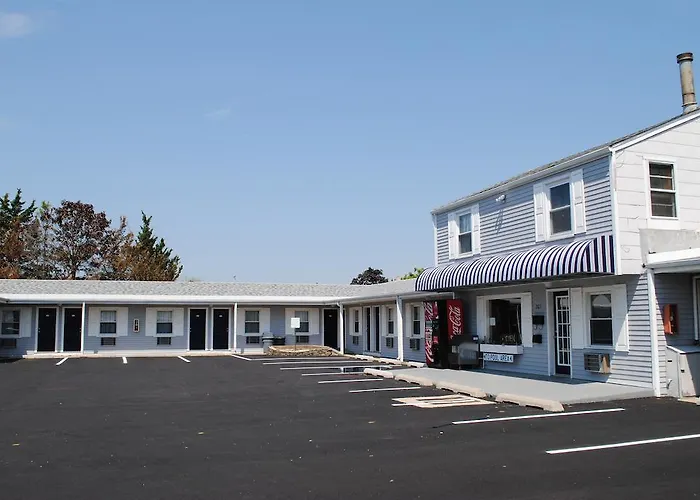 Shore Point Motel