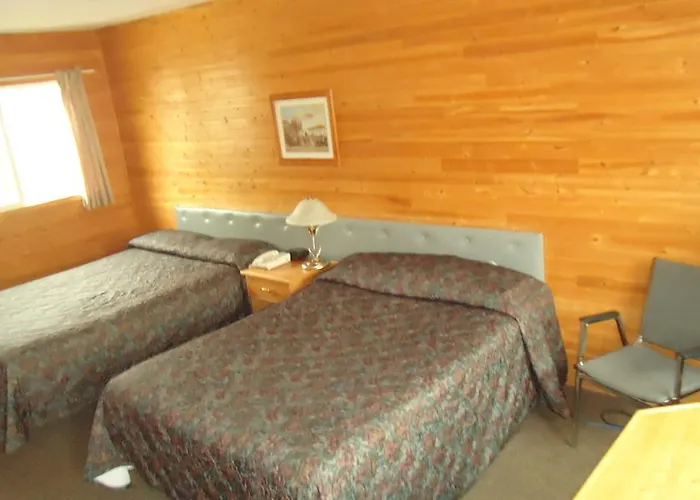 Dreamland Motel