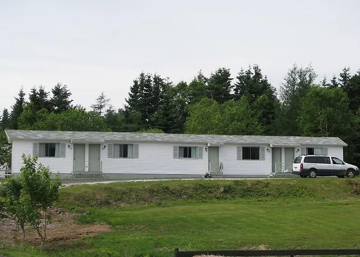 Macneil'S Motel