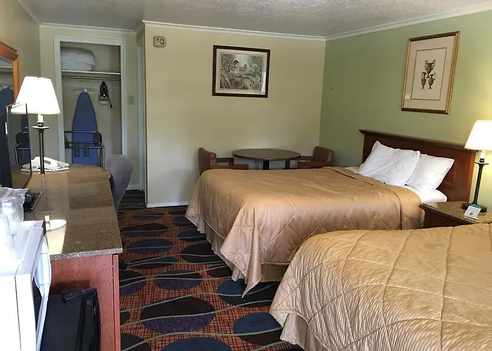 Colony Motel Jamestown
