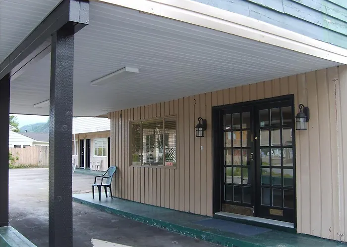 Squamish Budget Inn