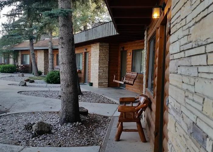 West Winds Lodge
