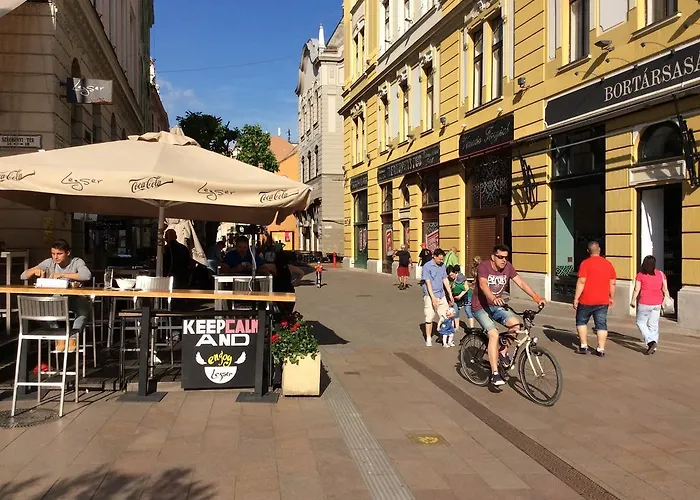 Szundi Szobak