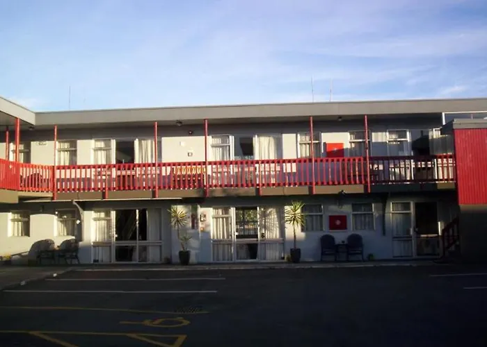 Broadway Motor Inn