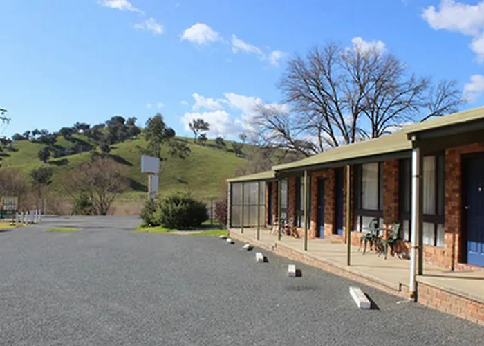 Woomargama Motel