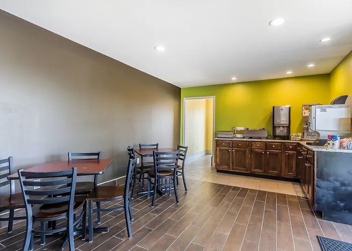 Econo Lodge Bowling Green