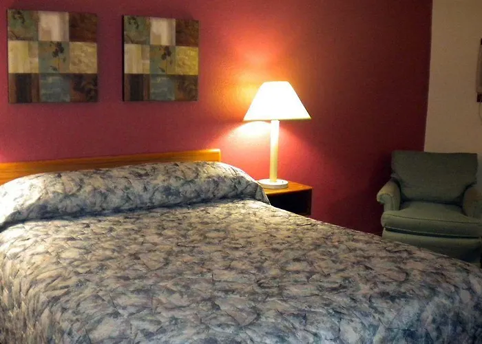 Chanhassen Inn