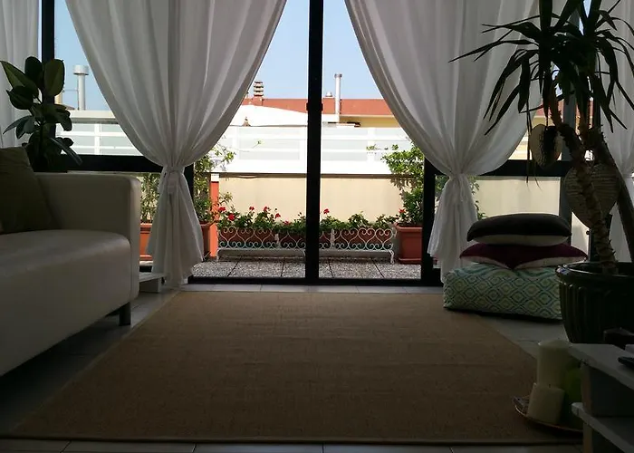 Cristina' S Flat