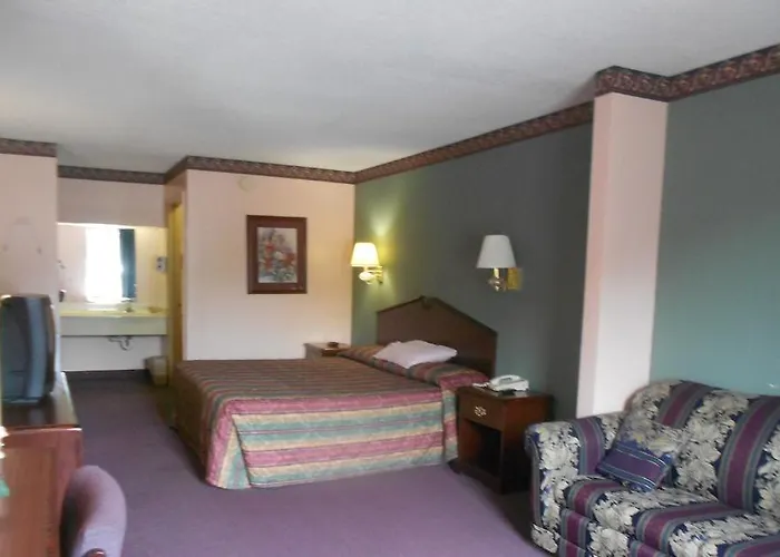 Executive Inn & Suites - Covington