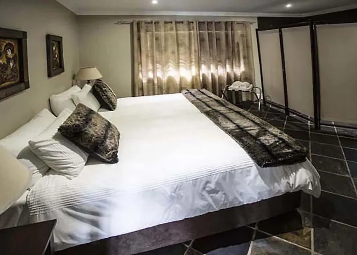 Waves Guest House