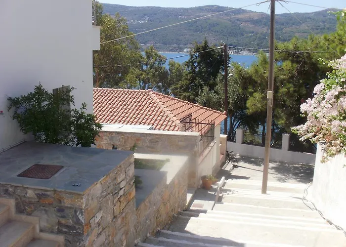 Afroessa Studios & Apartments