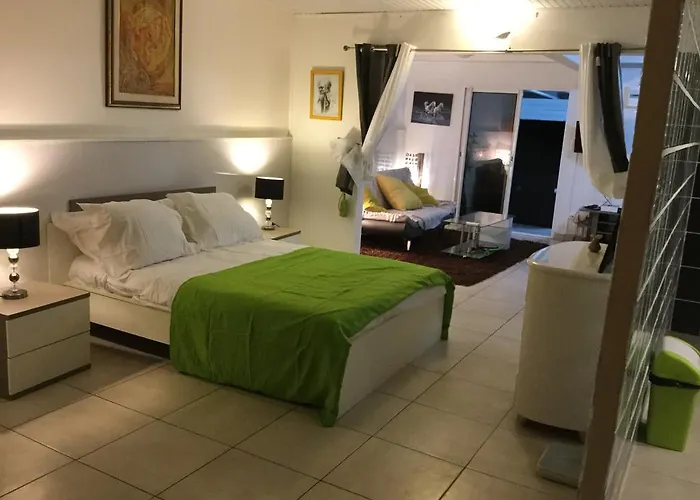 Le Gite Les Haut De La Marina