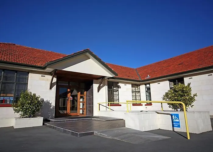 Eden Gardens Motel