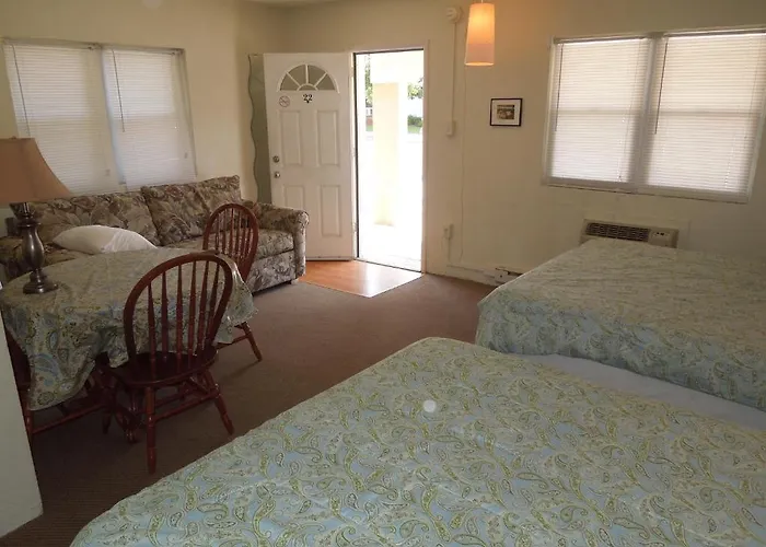 Sifting Sands Motel