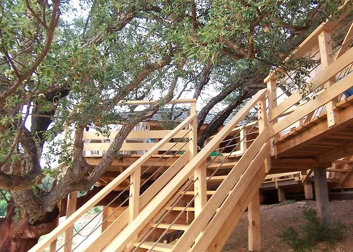 Albaria Lodge