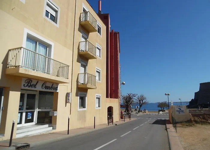 Studio Du Commandant Marche
