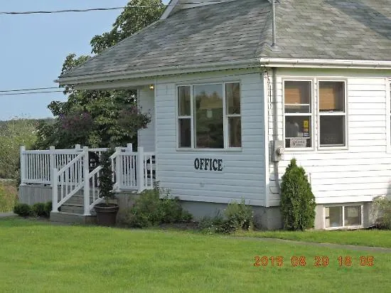 Macneil'S Motel
