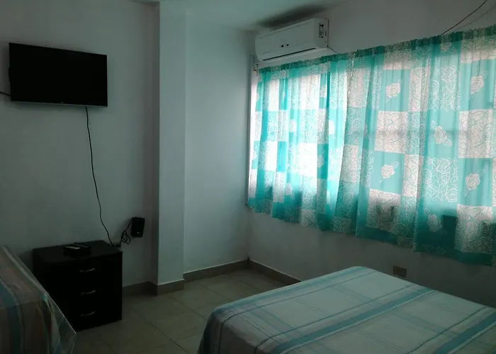 Francisco Habitaciones