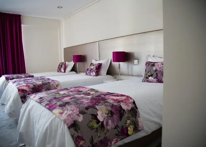 Tomas Guest House II