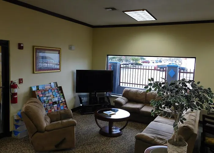 Regency Inn & Suites Beaumont