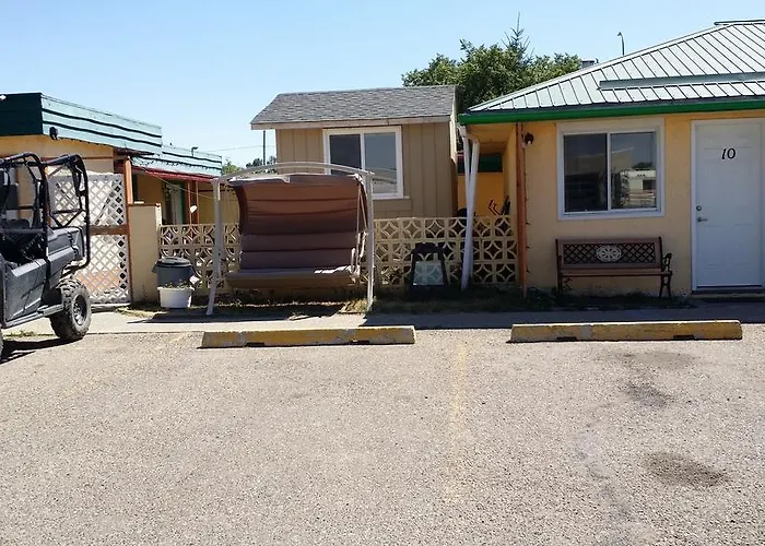 Century II Motel