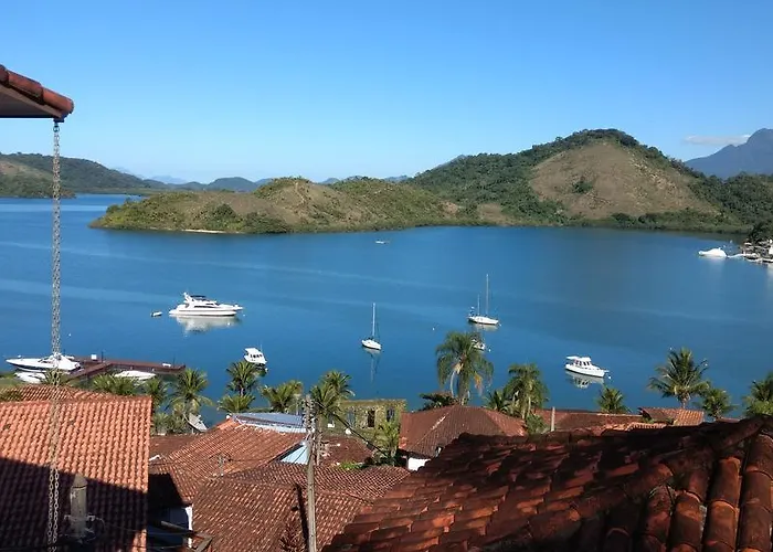 Casa Angra Itanema