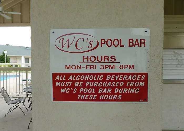 Moberly Inn & Suites