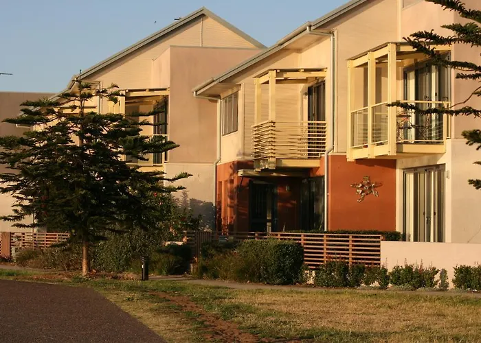 Newcastle Harbourside Terraces