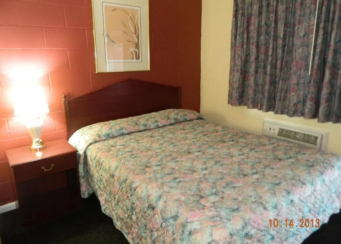 Relax Inn - Cottage Grove
