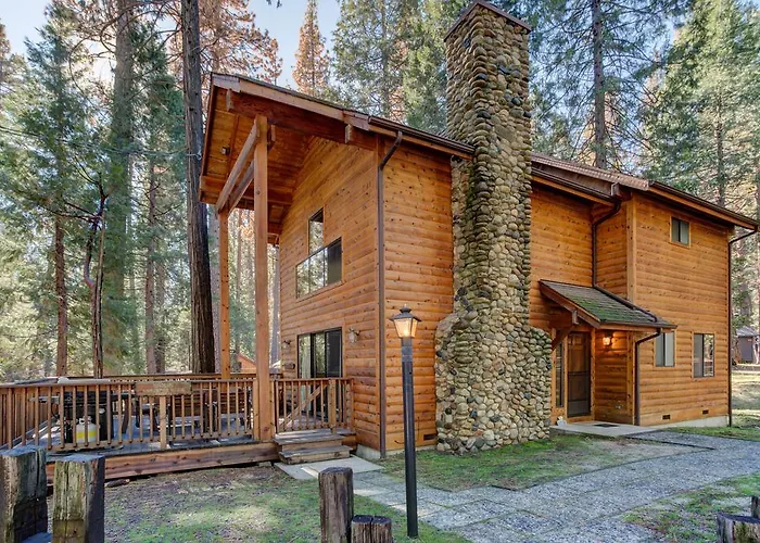 Cabin Twelve At The Redwoods In Yosemite