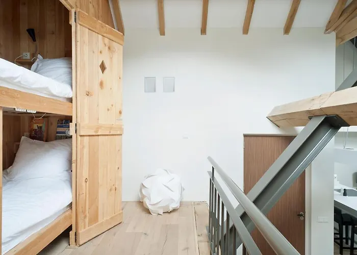 Cour 8 Lofts