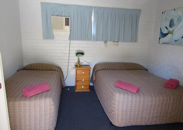 Beach Drive Motel