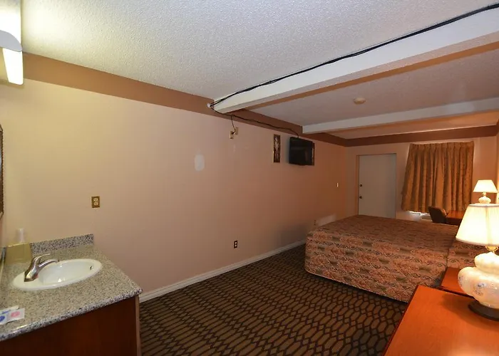 Newcastle Motel