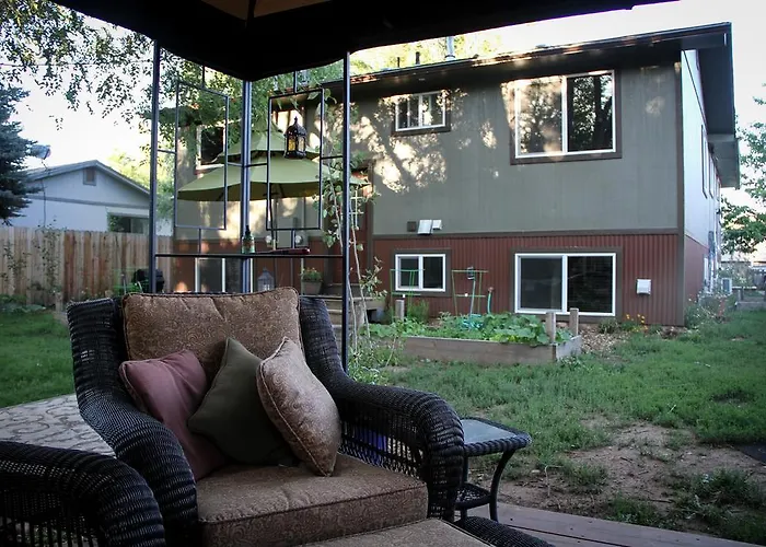 The 8Th Street Retreat
