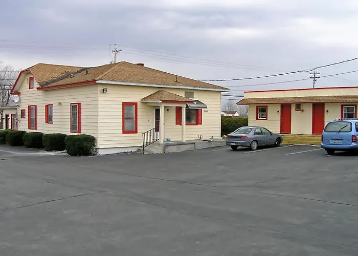 Watertown Budget Inn