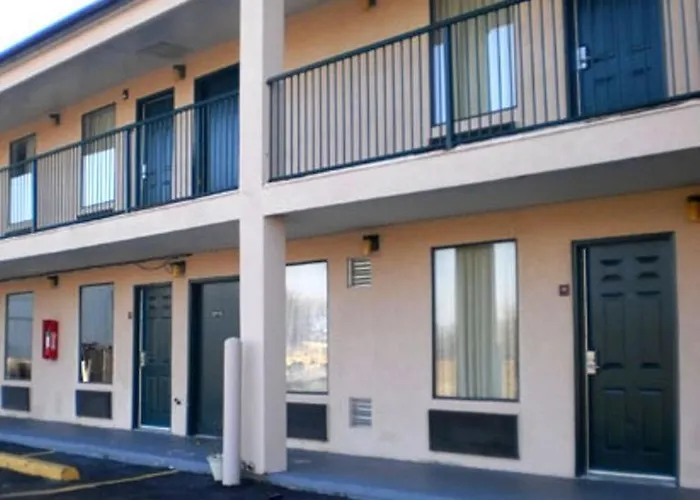 Executive Inn & Suites - Covington