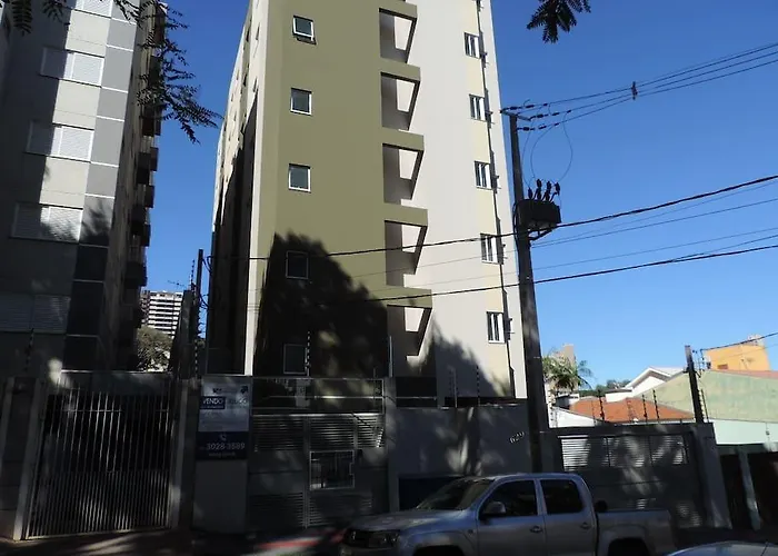Meu Apê Maringá - UEM - Perto de tudo!