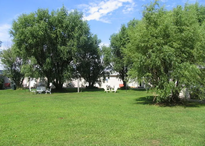 Southold Beach Motel
