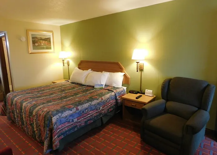 Days Inn By Wyndham Williamsburg