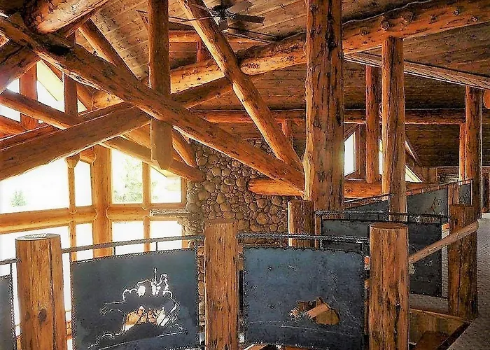 Mcdonald'S Ranch Lodge