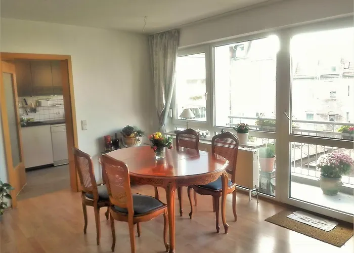 Grosse Wohnung Fuer Gruppe