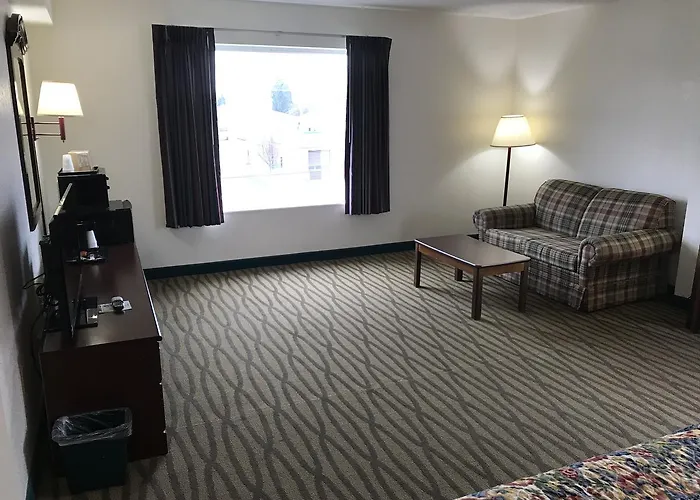 President Inn & Suites