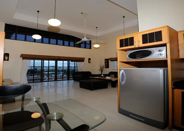Royal Park Apartments