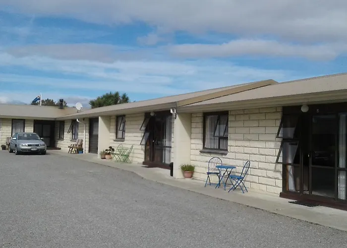 Moeraki Boulders Motel