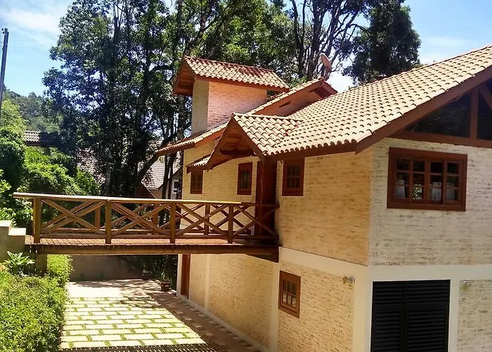 Nas Nuvens Hospedaria