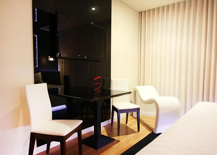 Silk Motel