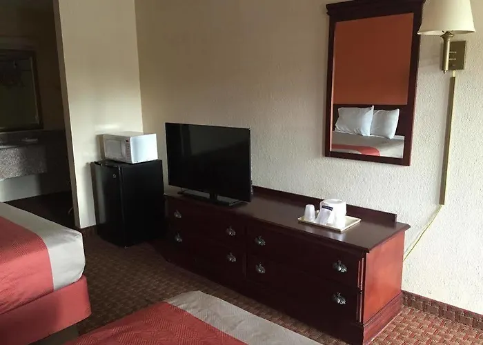 Economy Inn