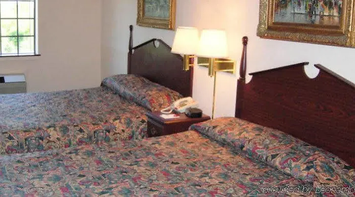 Garden Inn & Suites - Fitzgerald
